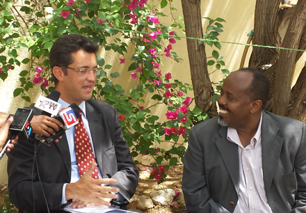 Michele Cervone d'Urso, EU Ambassador to Somaliland, and Jama Musse Jama, Director of the Hargeysa Cultural Centre, during the Ambassador's visit to the Centre in October 2014